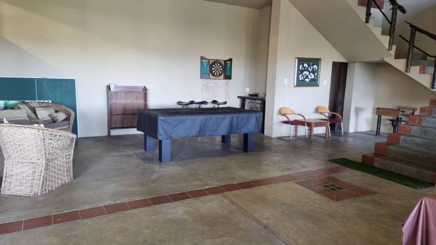 6 Bedroom Property for Sale in Merryhill Eastern Cape